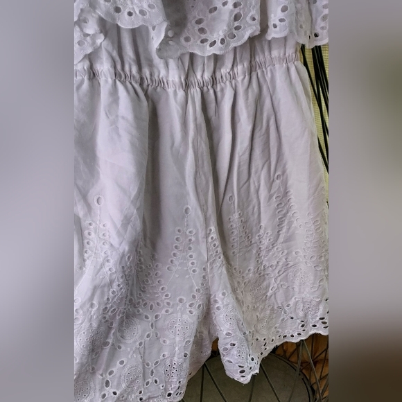 FLAMANT ROSE Authentic Broderie Anglaise Playsuit Romper - Picture 4 of 9